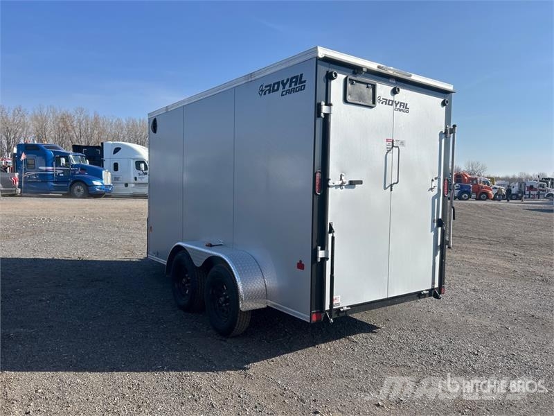 Southland LCHT35-614V-78 14 ft T/A Enclosed Traile Dobozos pótkocsik