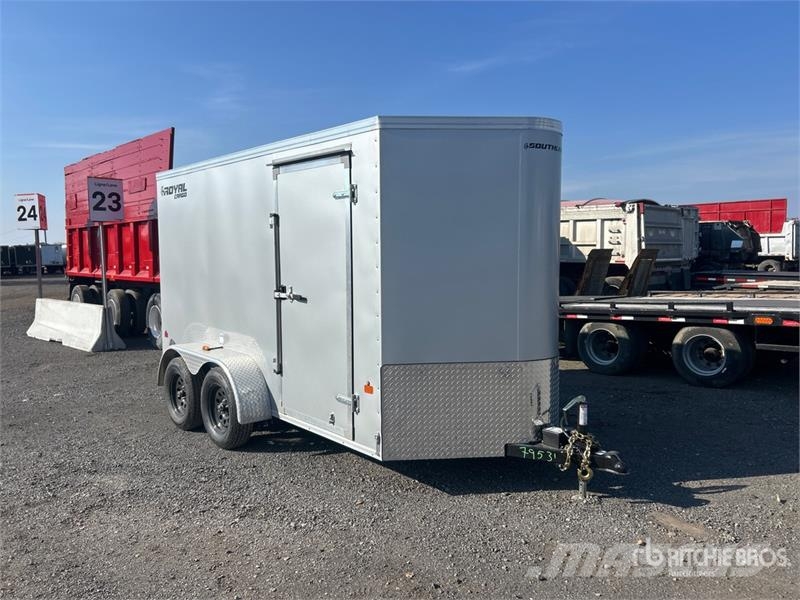 Southland LCHT35-614V-78 14 ft T/A Enclosed Traile Dobozos pótkocsik