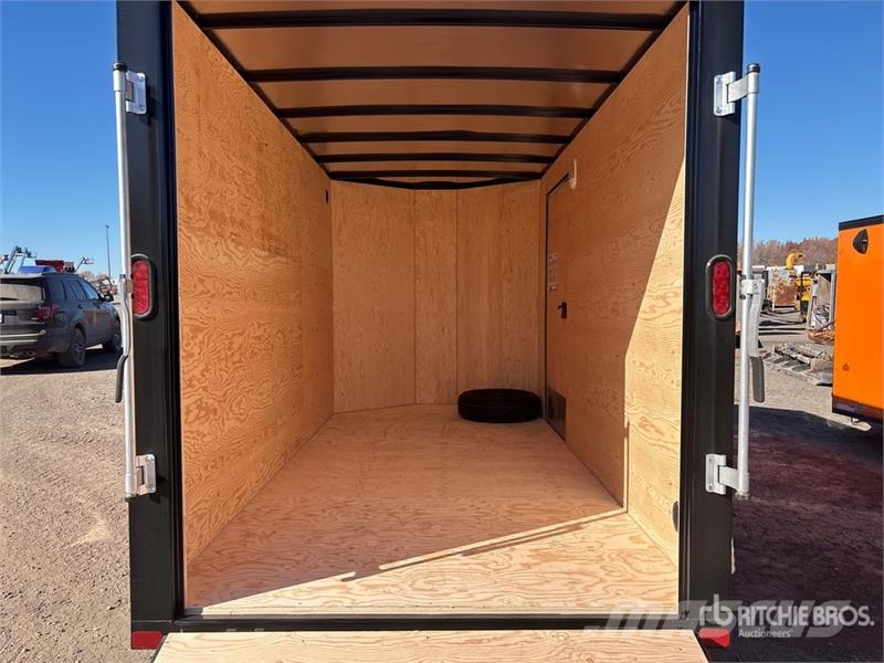  Southland LCHT35-614V-78 14 ft T/A Enclosed Traile Furgons