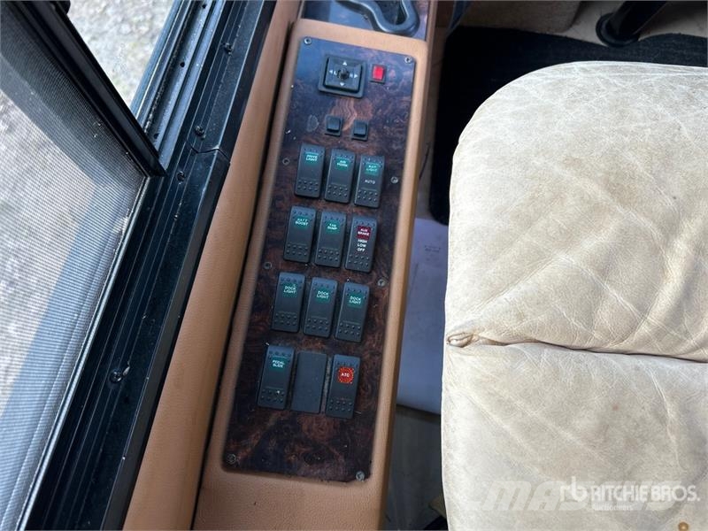 Spartan Travel Supreme Insignia Motor Home Casas rodantes