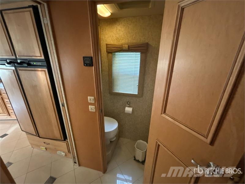 Spartan Travel Supreme Insignia Motor Home Casas rodantes