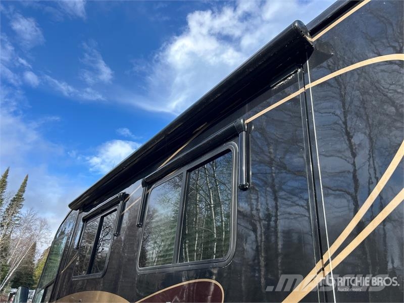 Spartan Travel Supreme Insignia Motor Home Casas rodantes