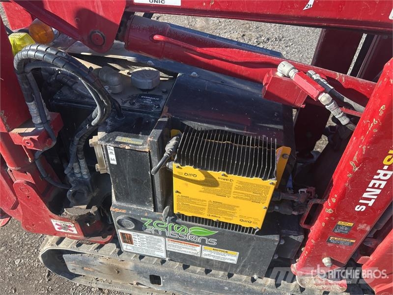  Spydercrane URW094CP2U 2190 lb Crawler Compact Cra أجزاء ومعدات رافعات