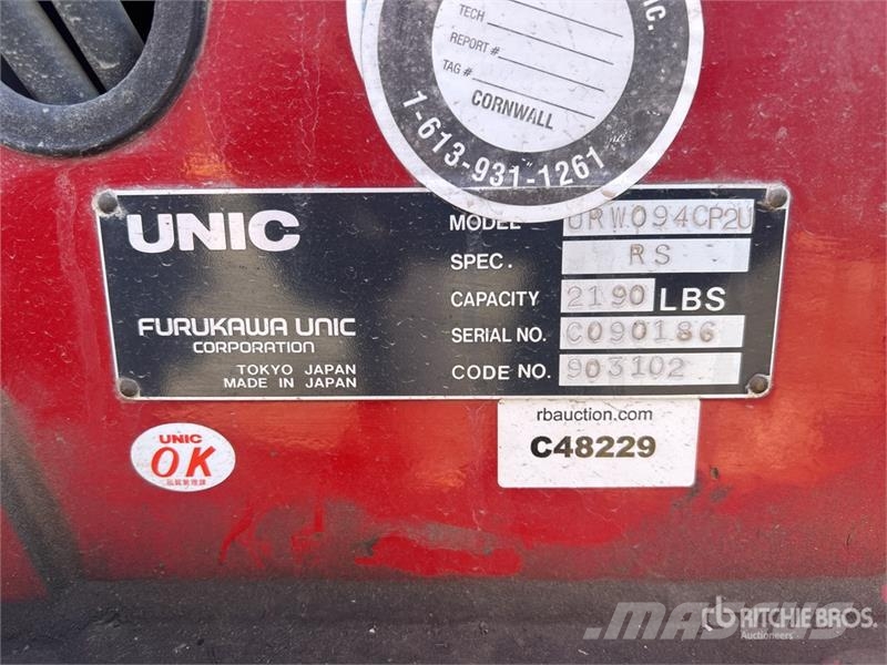  Spydercrane URW094CP2U 2190 lb Crawler Compact Cra أجزاء ومعدات رافعات