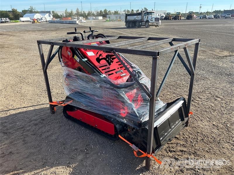  SSL60-RED Mini Compact Track Loader (Unused) スキッドステアローダー