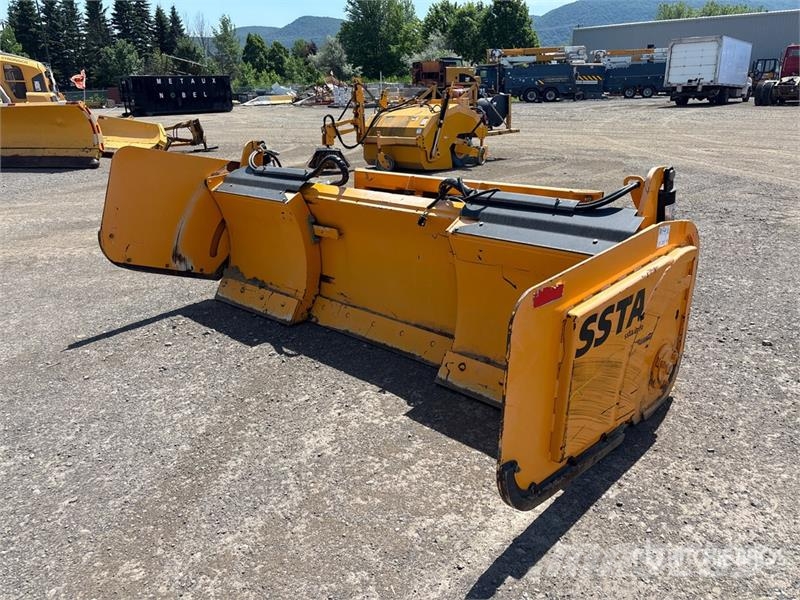  SSTA DT-VM-30-0812-C11MT Extendable 8ft / 13ft Sno 刮雪板和犁