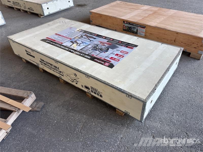  StanForge 1500PML 1500 lbs Motorcycle Lift (Unused مكونات أخرى