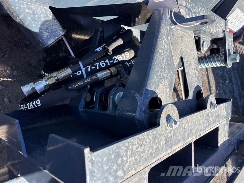 StanForge DB86 86 in Skid Steer Snow Blade (Unused Sniježne daske i plugovi