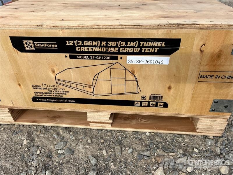  StanForge GH1230 30 x 12 ft Tunnel Greenhouse (Unu Drugi deli