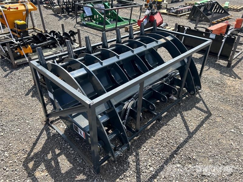 StanForge RG72 72 in Skid Steer Root Rake (Unused) Ancinho virador