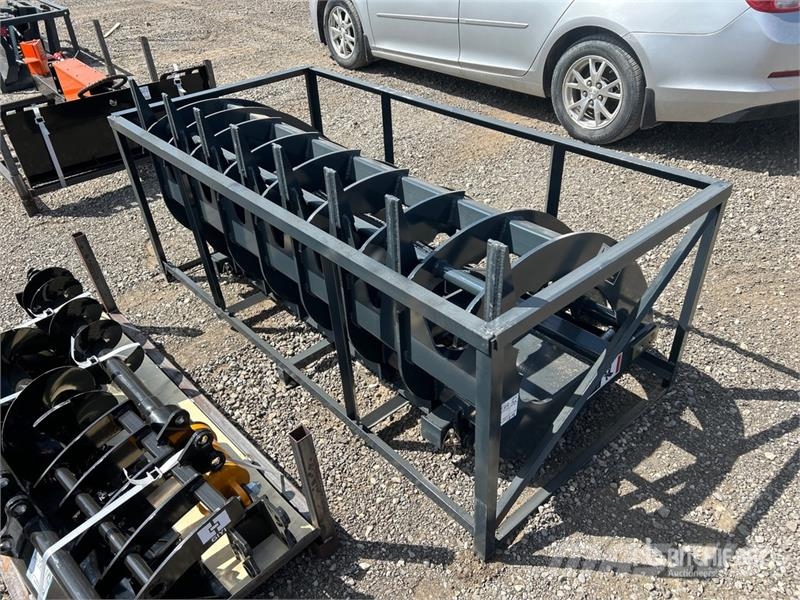 StanForge RG72 72 in Skid Steer Root Rake (Unused) Ancinho virador