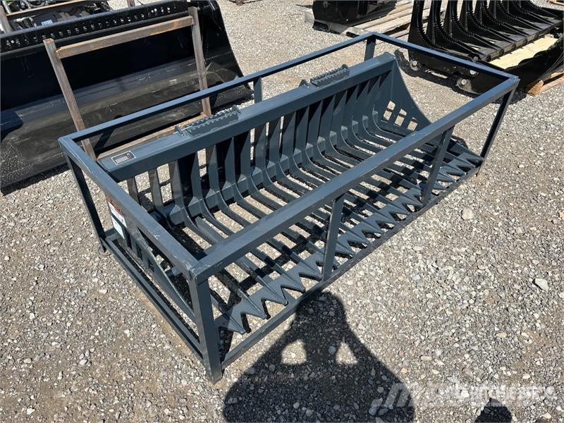 StanForge SB72 72 in Skid Steer Bucket (Unused) Godet