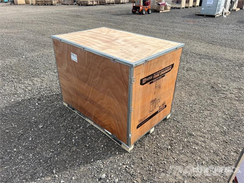  StanForge TC24 Tire Changer (Unused) معدات البناء - غير ذلك