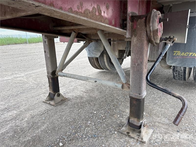 Stargate 33 ft 6 in Tri/A End Dump Trailer Самоскиди