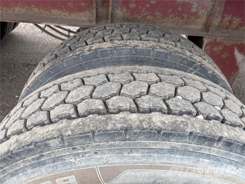 Stargate 33 ft 6 in Tri/A End Dump Trailer Самоскиди
