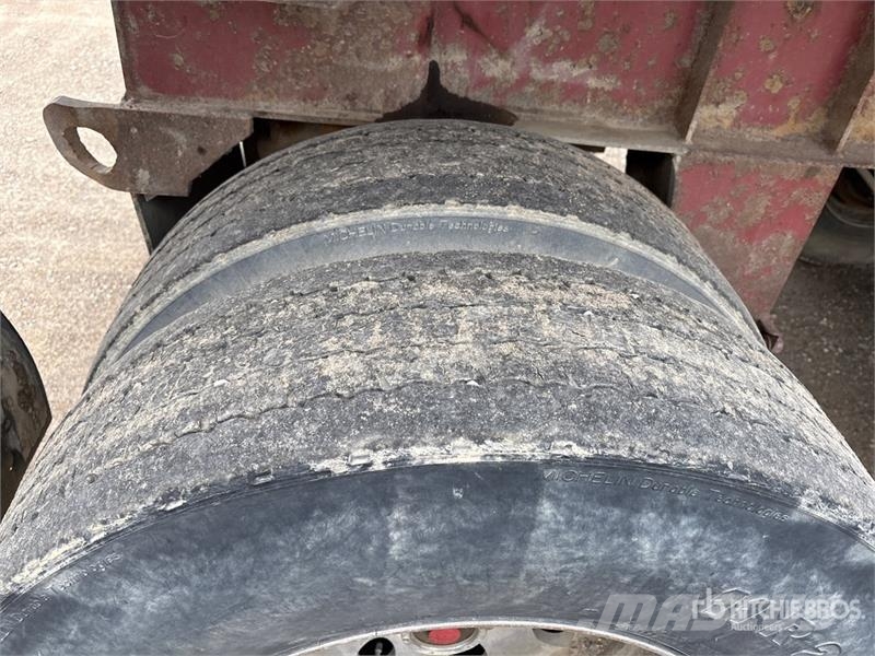 Stargate 33 ft 6 in Tri/A End Dump Trailer Самоскиди