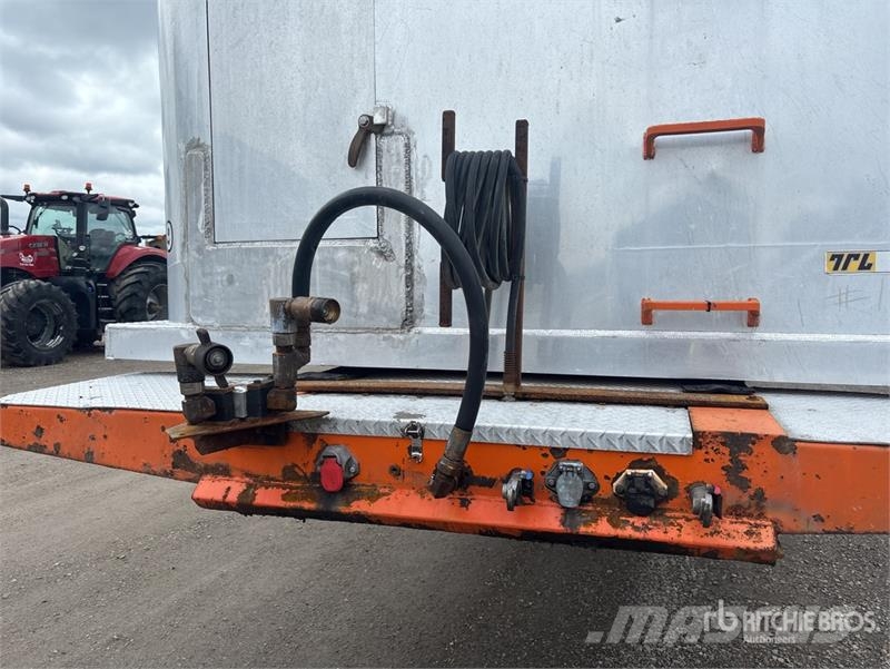 Stargate 44 ft Quad/A Aluminum End Dump Trailer Bañera