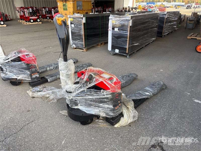 STARVOX CBD-30 6600 lb Electric Pallet Jack (Unuse Transpaleta electica cu furca