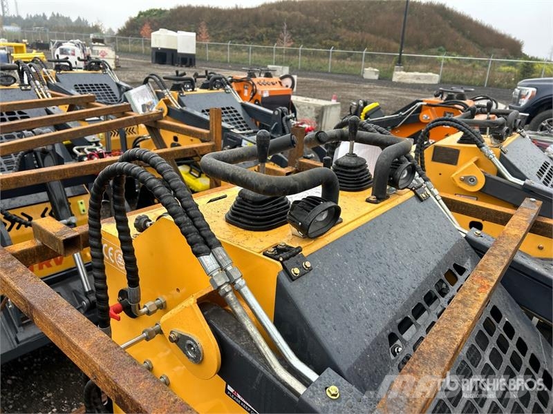 STARVOX SV-480 Mini Compact Track Loader (Unused) Kompaktlader