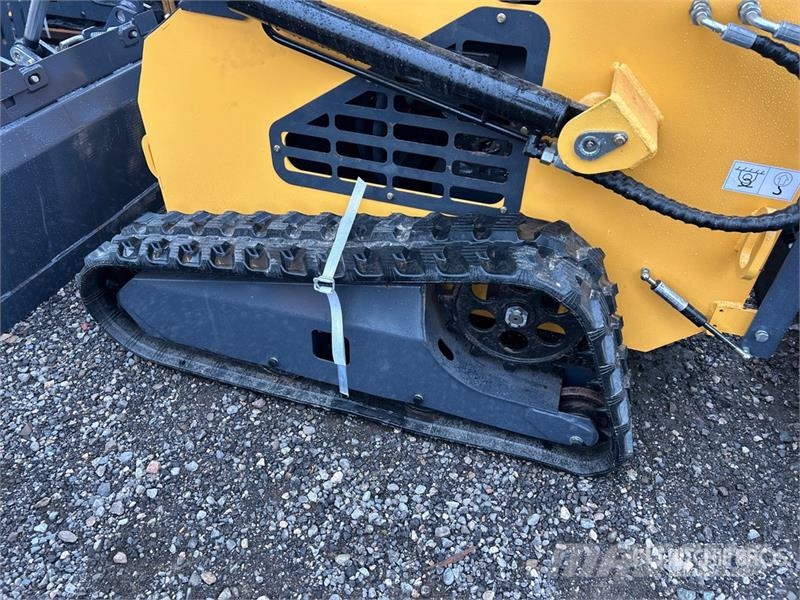 STARVOX SV-480 Mini Compact Track Loader (Unused) Kompaktlader
