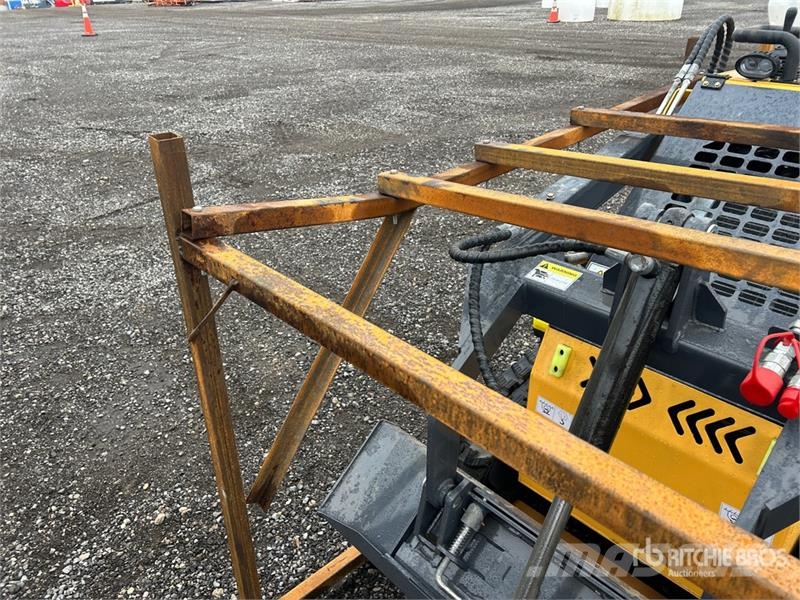 STARVOX SV-480 Mini Compact Track Loader (Unused) Kompaktlader