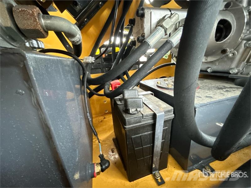  STARVOX SV-480 Mini Compact Track Loader (Unused) Kompaktlader