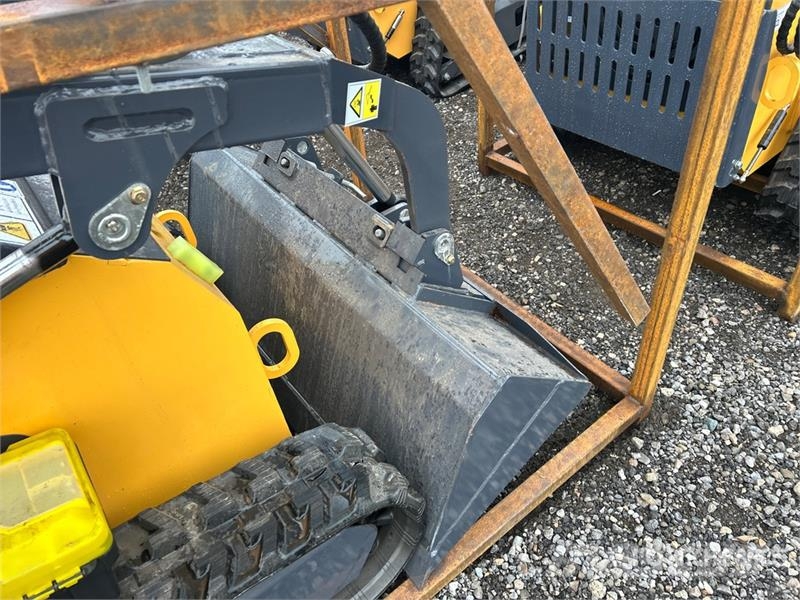 STARVOX SV-480 Mini Compact Track Loader (Unused) Kompaktlader