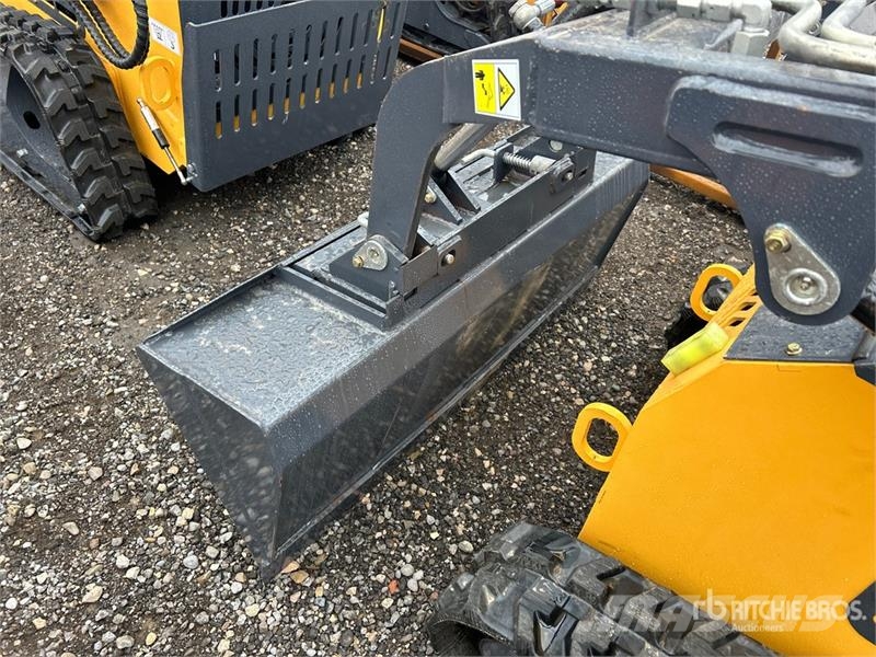 STARVOX SV-480 Mini Compact Track Loader (Unused) Kompaktlader