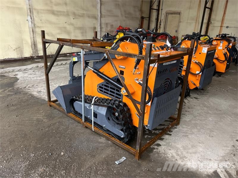  STARVOX SV-480 Mini Compact Track Loader (Unused) لوادر انزلاقية التوجيه