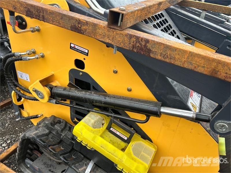 STARVOX SV-480 Mini Compact Track Loader (Unused) Kompaktlader