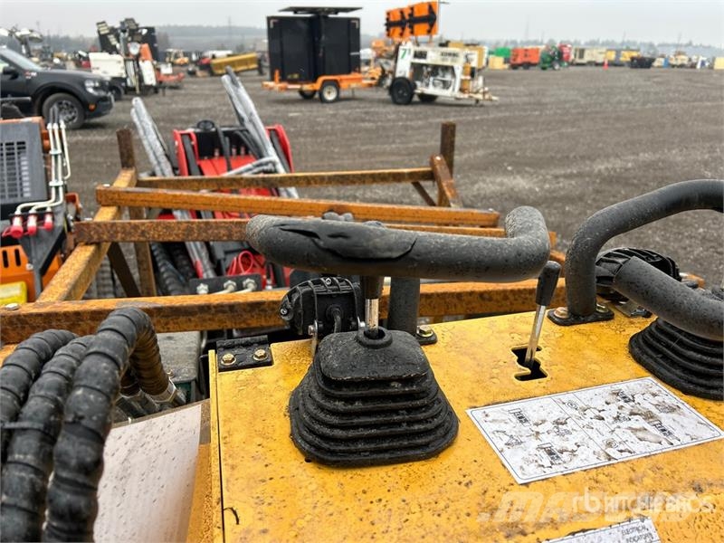 STARVOX SV-480 Mini Compact Track Loader (Unused) Kompaktlader