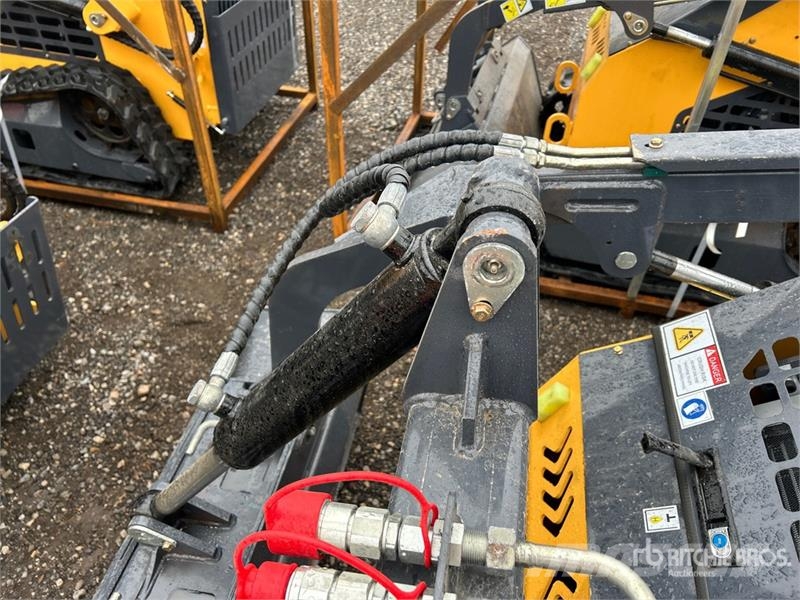 STARVOX SV-480 Mini Compact Track Loader (Unused) Kompaktlader