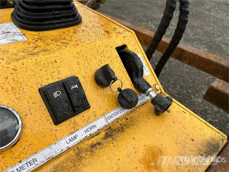 STARVOX SV-480 Mini Compact Track Loader (Unused) Kompaktlader