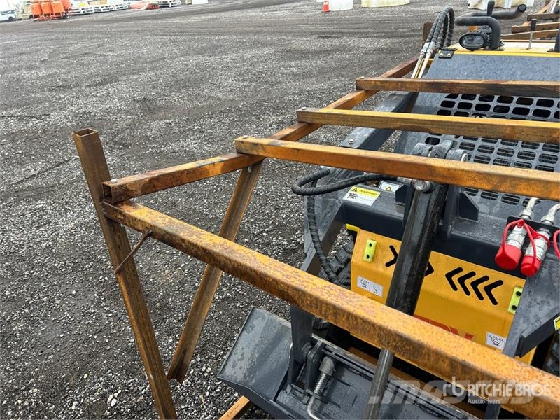 STARVOX SV-480 Mini Compact Track Loader (Unused) Kompaktlader