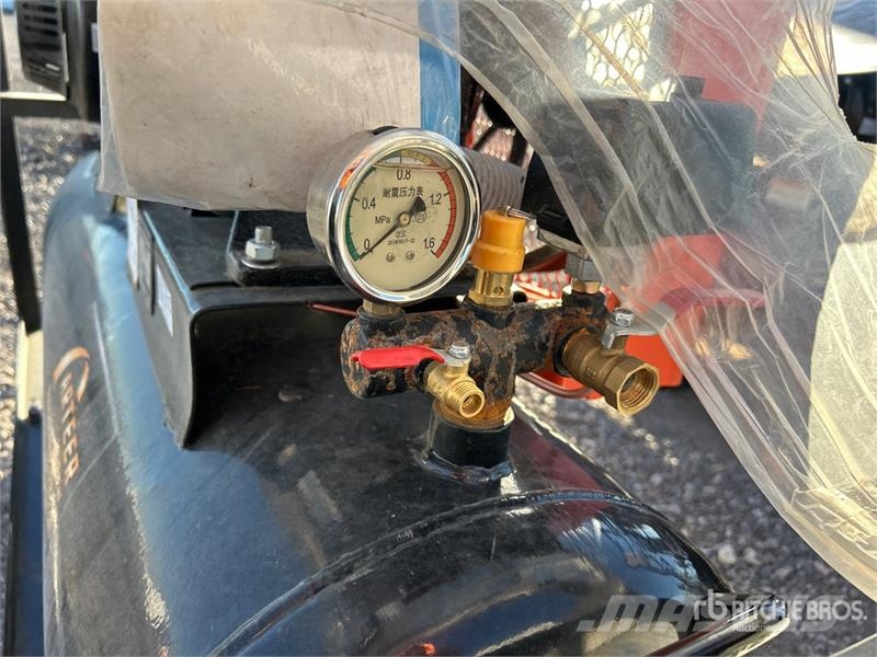  STARVOX SV-GAC40 14.5 cfm 40 gal Air Compressor (U مكابس