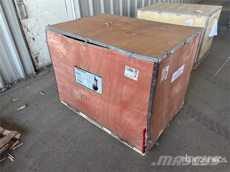 STARVOX SV-TC24A 24 in Tire Changer (Unused) Other