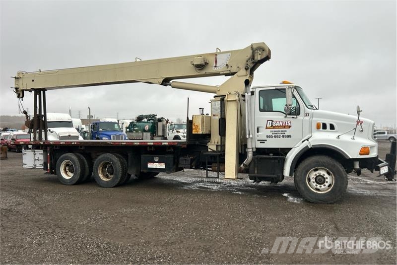 Sterling 900A 52000 lb Straight Boom on Sterling LT9500 6x4 Automobiliniai kranai