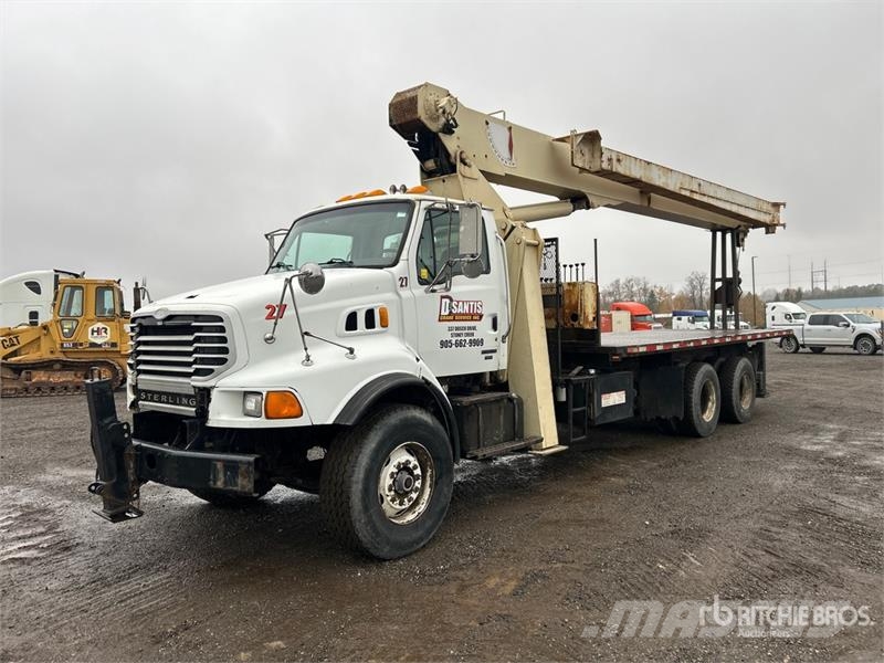 Sterling 900A 52000 lb Straight Boom on Sterling LT9500 6x4 Automobiliniai kranai