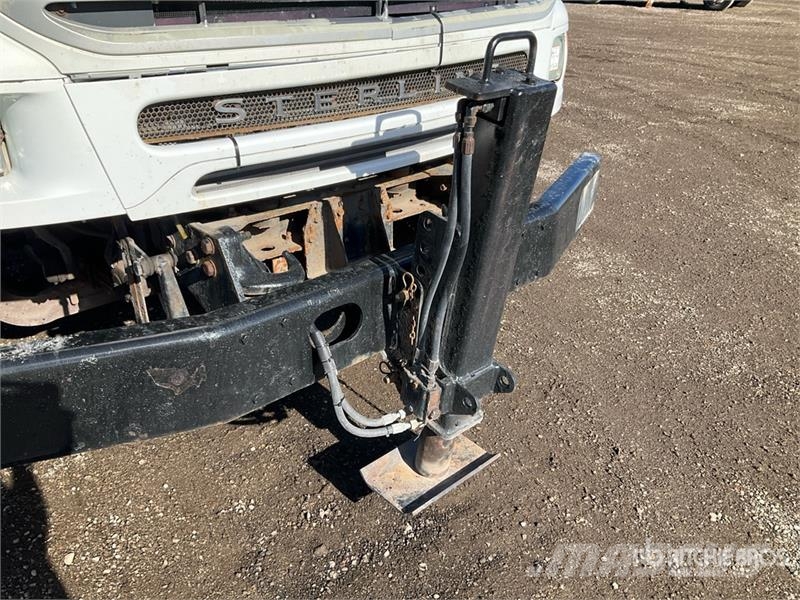 Sterling 900A 52000 lb Straight Boom on Sterling LT9500 6x4 Automobiliniai kranai