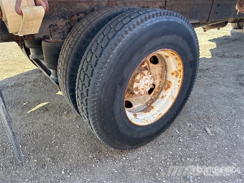 Sterling Acterra 4x2 Flatbed Truck Platós / Ponyvás teherautók