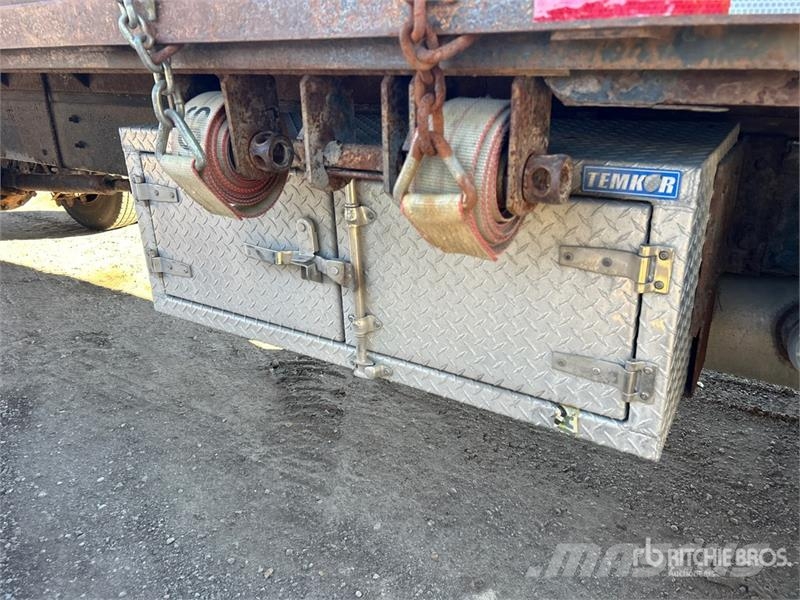 Sterling Acterra 4x2 Flatbed Truck Platós / Ponyvás teherautók