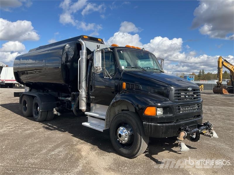 Sterling Acterra 6x4 Water Truck صهاريج مياه