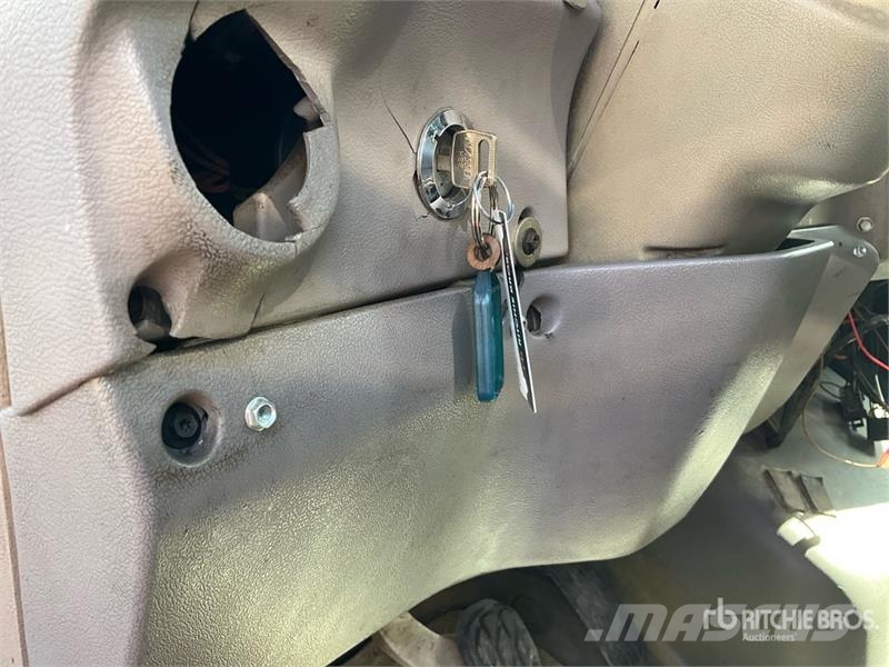 Sterling Acterra 6x4 Water Truck Tovornjaki za vodo