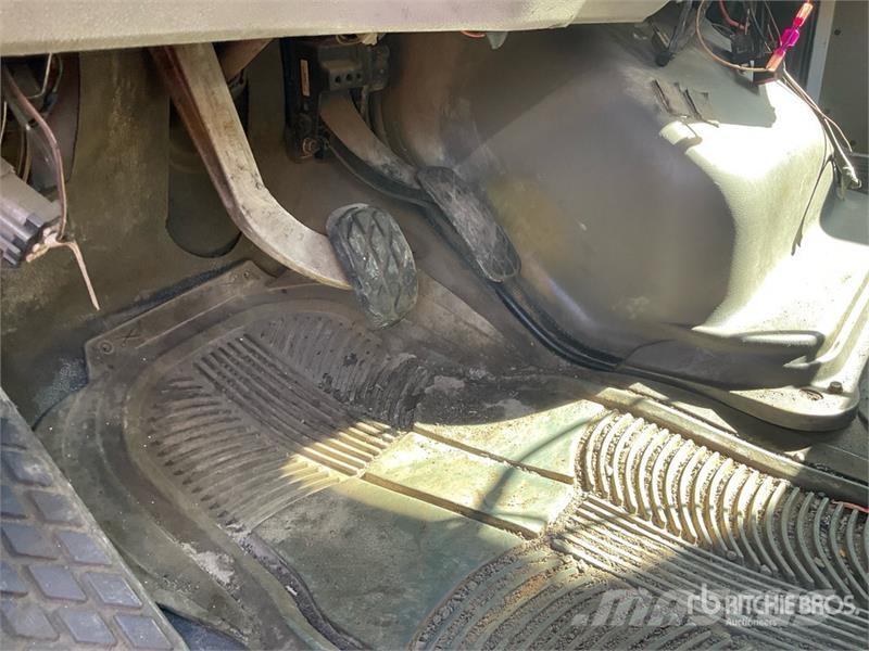 Sterling Acterra 6x4 Water Truck Tovornjaki za vodo
