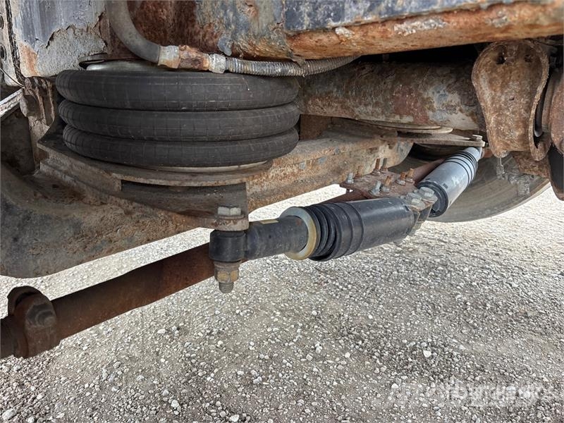 Sterling Hiab 700 EP-3 HIPRO 13600 kg Knuckle Boom on Ster Tovornjaki z žerjavom