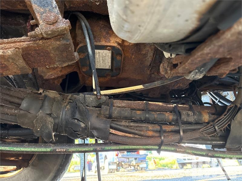 Sterling L9500 Visuotinės / bendrosios paskirties automobiliai