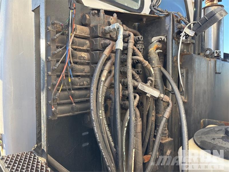 Sterling L9500 Visuotinės / bendrosios paskirties automobiliai