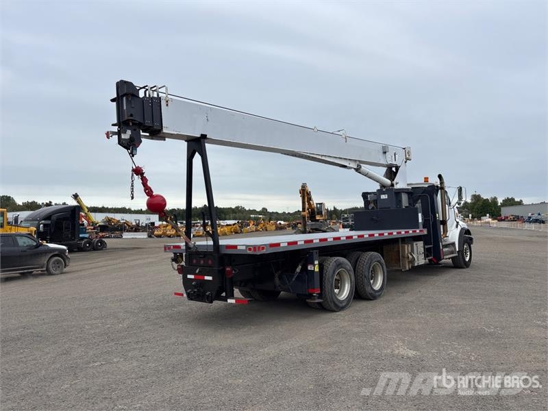 Sterling L9500 Nosturiautot