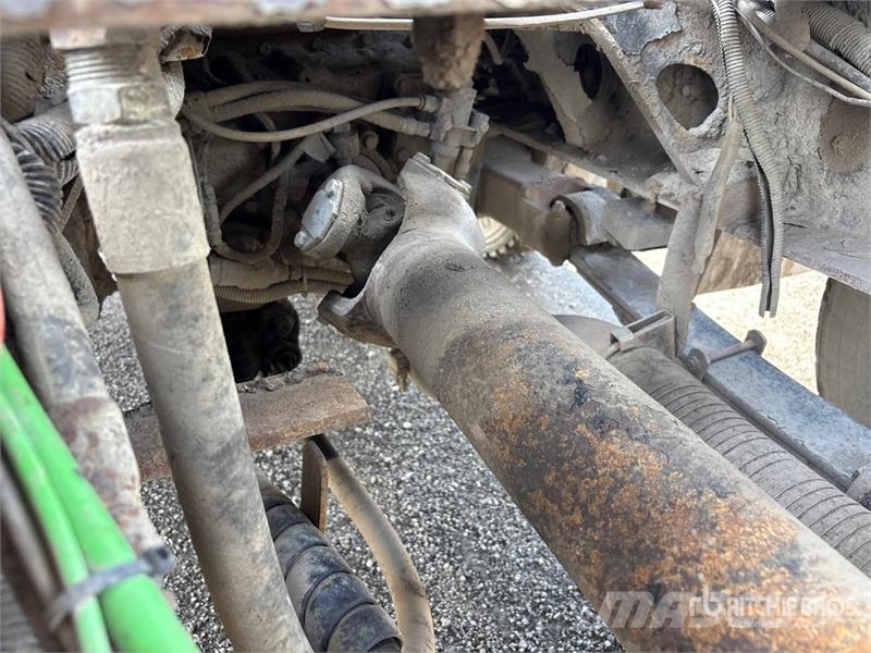 Sterling L9500 Lastbiler med tip
