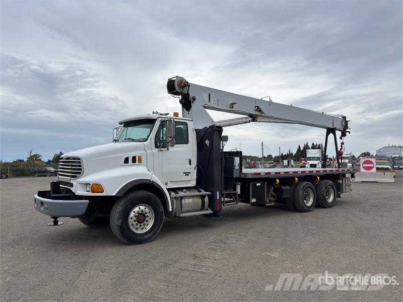 Sterling L9500 Nosturiautot